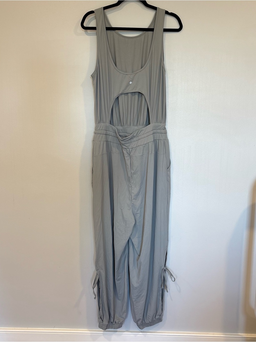 HALARA yoga jumpsuit - Picture 6 of 8